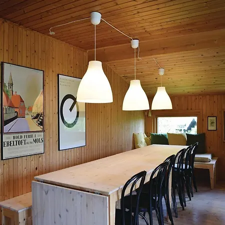 Three-bedroom Holiday In *