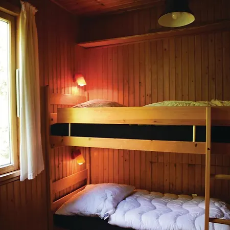 Three-bedroom Holiday In Ebeltoft