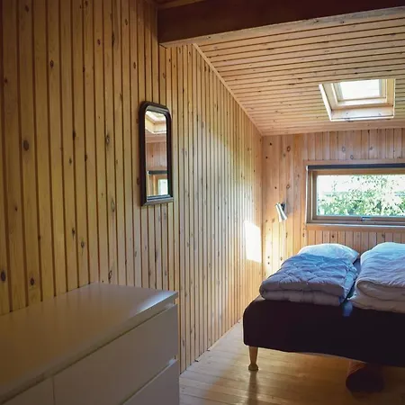 Three-bedroom Holiday In * Ebeltoft